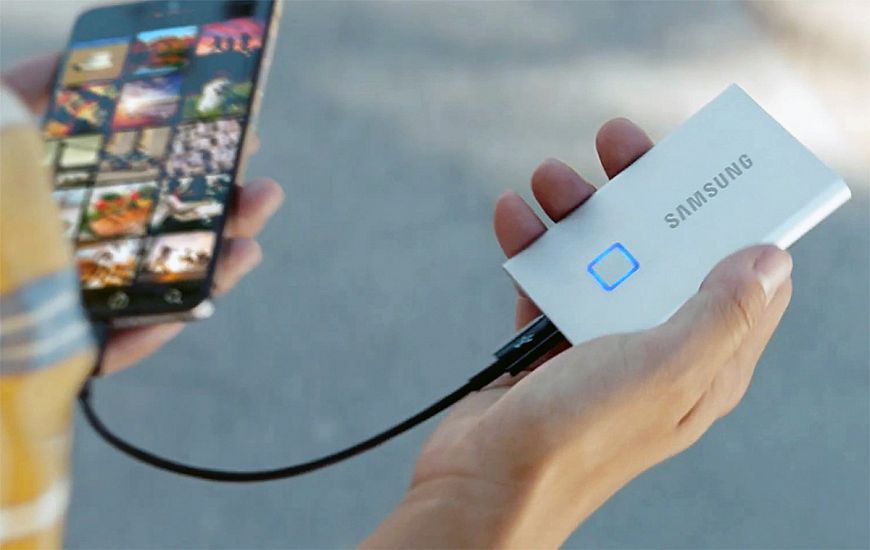 Samsung Portable SSD T7 Touch Samsung Portable SSD T7 Touch