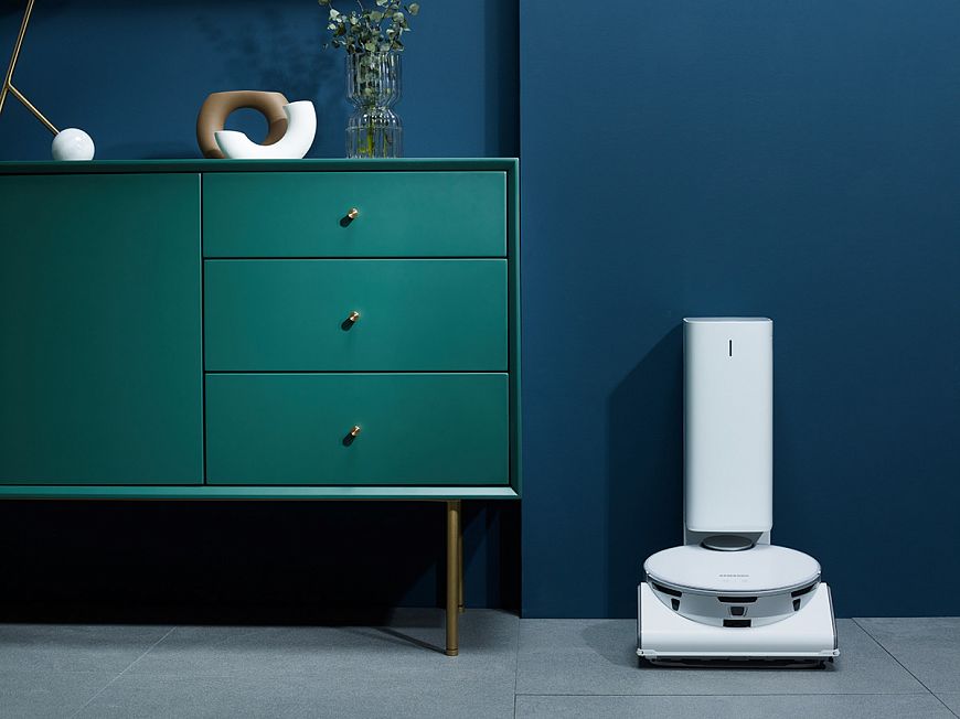 Samsung JetBot 90 AI + - a robot vacuum cleaner with artificial intelligence Samsung JetBot 90 AI + - a robot vacuum cleaner with artificial intelligence