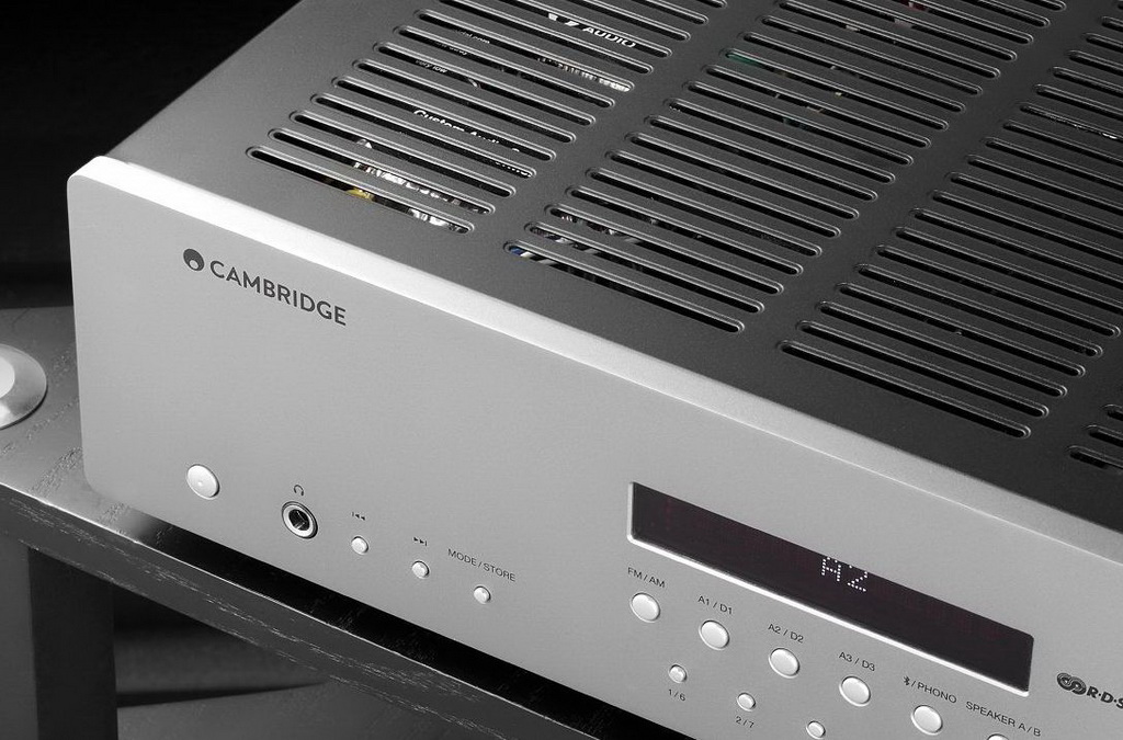 Cambridge_Audio_AXR100_05.jpg Cambridge_Audio_AXR100_05.jpg