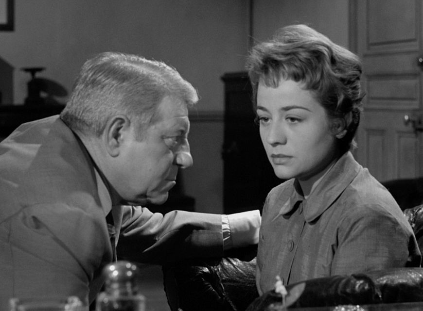 10. Maigret tend un piège (1958) 10. Maigret tend un piège (1958)