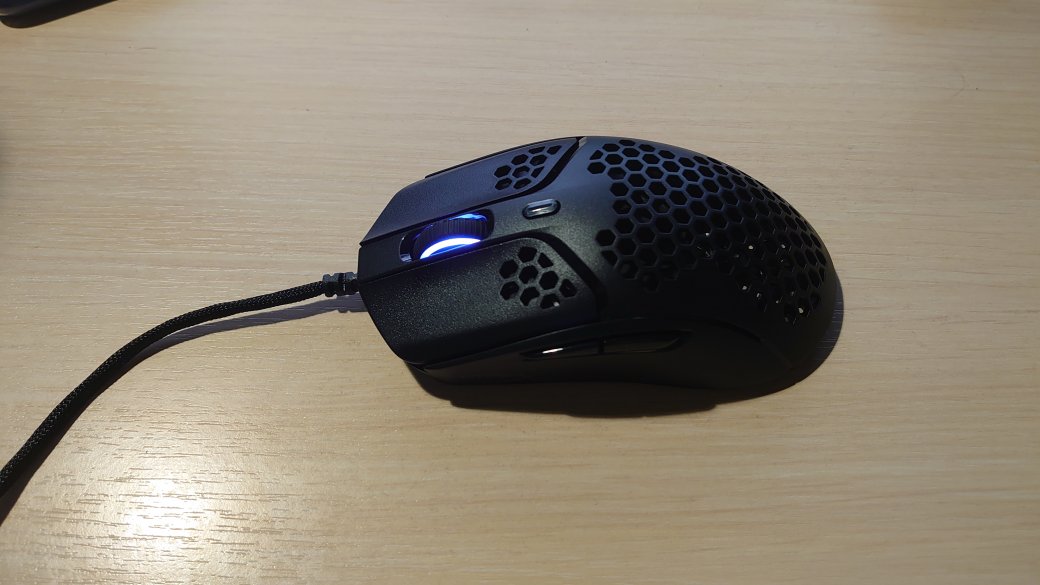 HyperX Pulsefire Haste Review - Ultralight Gaming Mouse | Techweekmag - Picture 2 HyperX Pulsefire Haste Review - Ultralight Gaming Mouse | Techweekmag - Picture 2