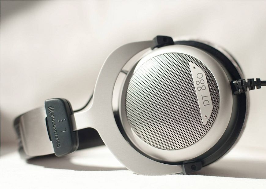 1.beyerdynamic DT880 1.beyerdynamic DT880