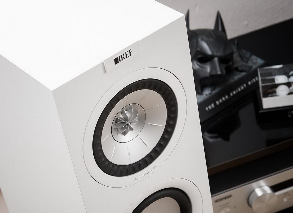 KEF-Q550-04.jpg KEF-Q550-04.jpg