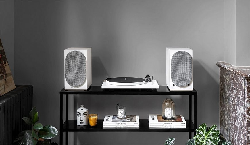 Triangle AIO TWIN - turntable with speakers Triangle AIO TWIN - turntable with speakers