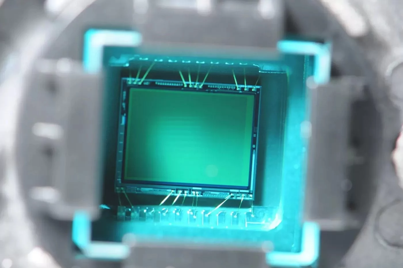Sony develops multi-layer image sensor for smartphones