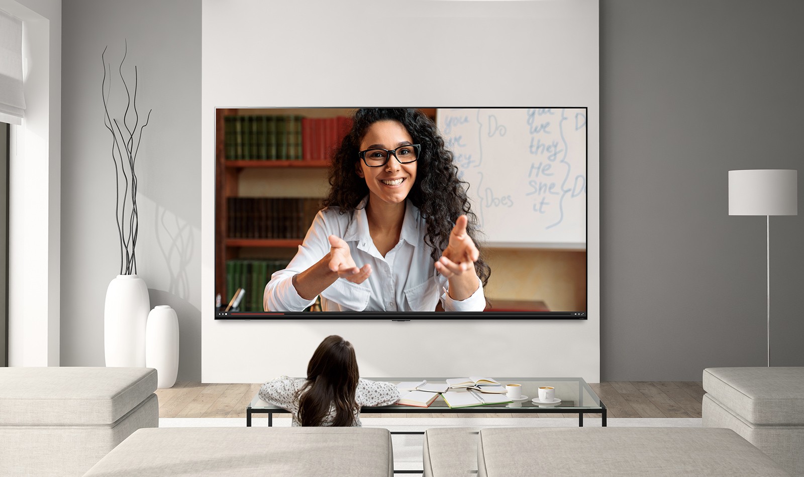 LG QNED81