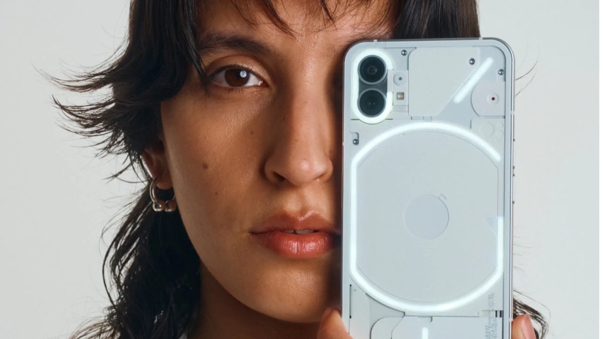 Nothing Phone (2)