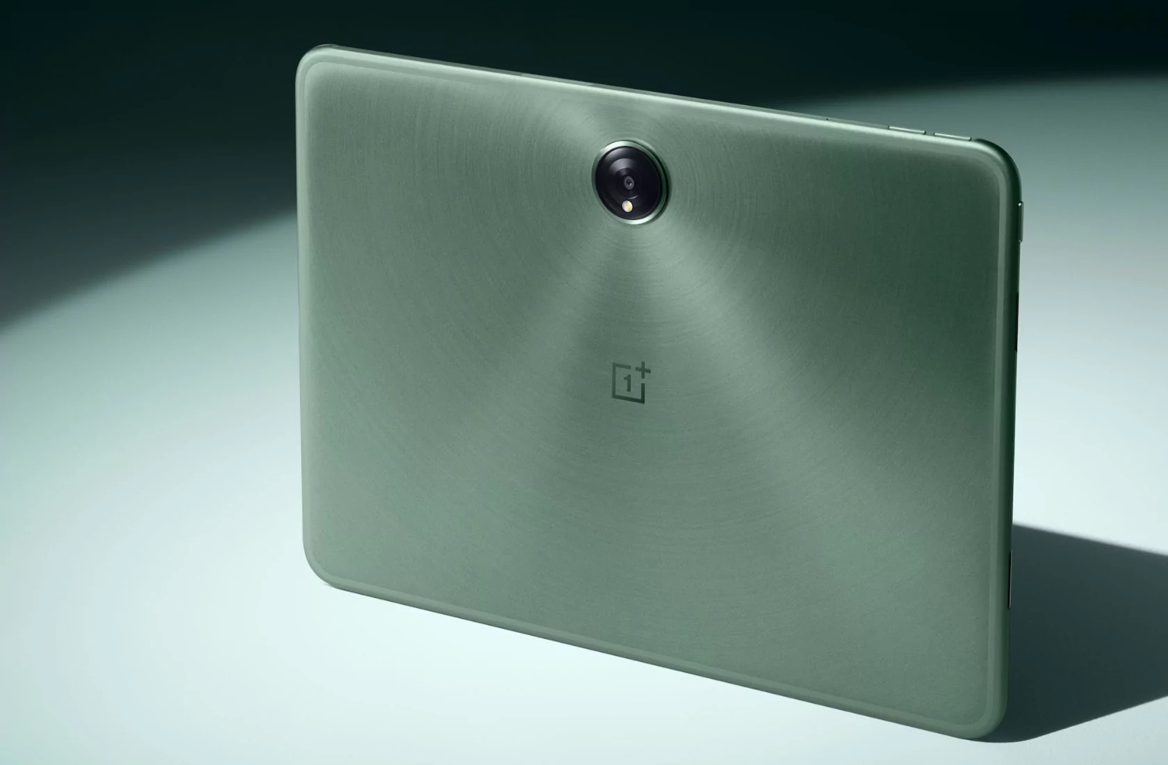 THE FIRST ONEPLUS TABLET SUPPORTS KEYBOARD AND STYLUS