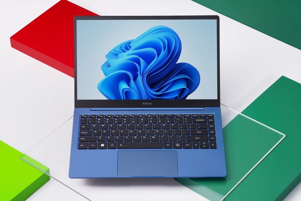 INFINIX INTRODUCED A LAPTOP FOR $ 340: WITH INTEL CORE AND A VERY THIN BODY