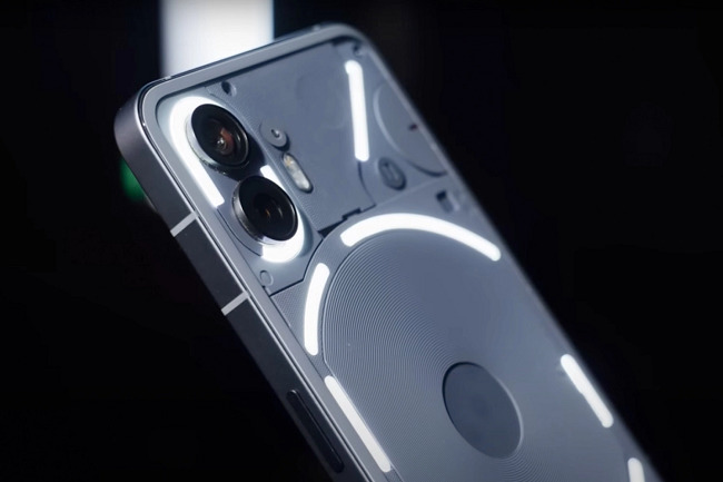 Nothing Phone 2 allows you to customize its rear LED lights