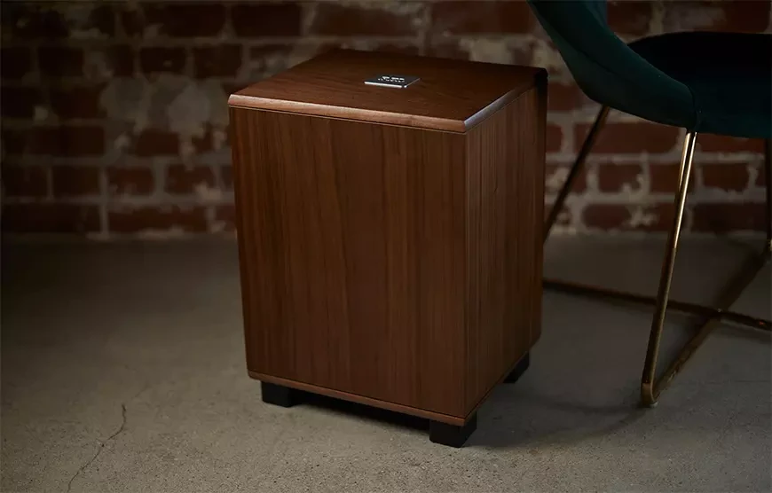Active subwoofer REL Classic 98