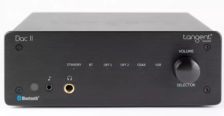 Compact DAC with preamp/headphone amplifier Tangent DAC II
