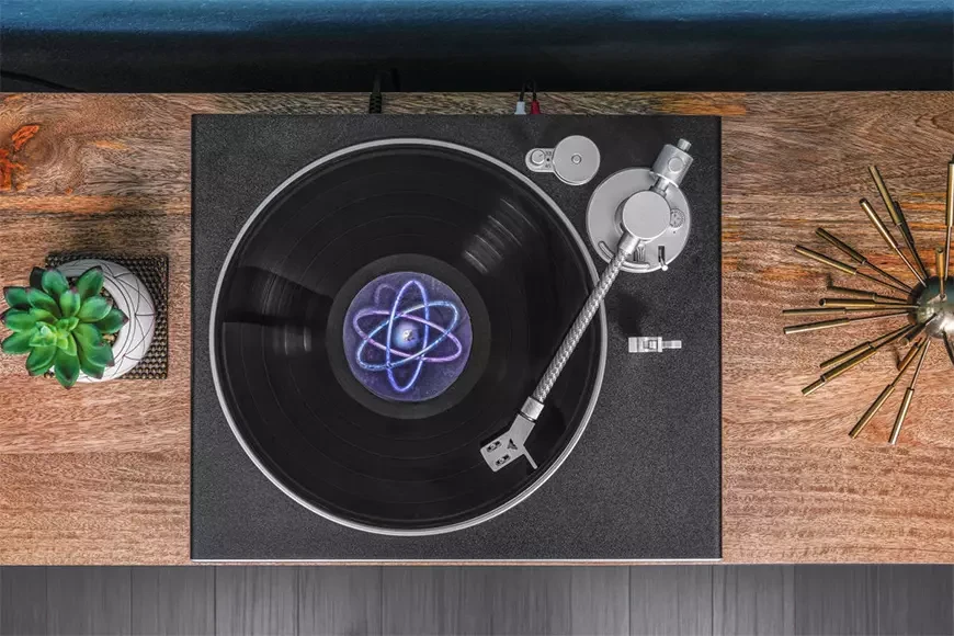 Victrola Hi-Res Carbon Wireless Turntable