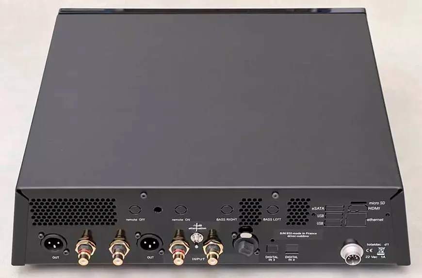 Preamplifier Totaldac D1-Driver-sublime