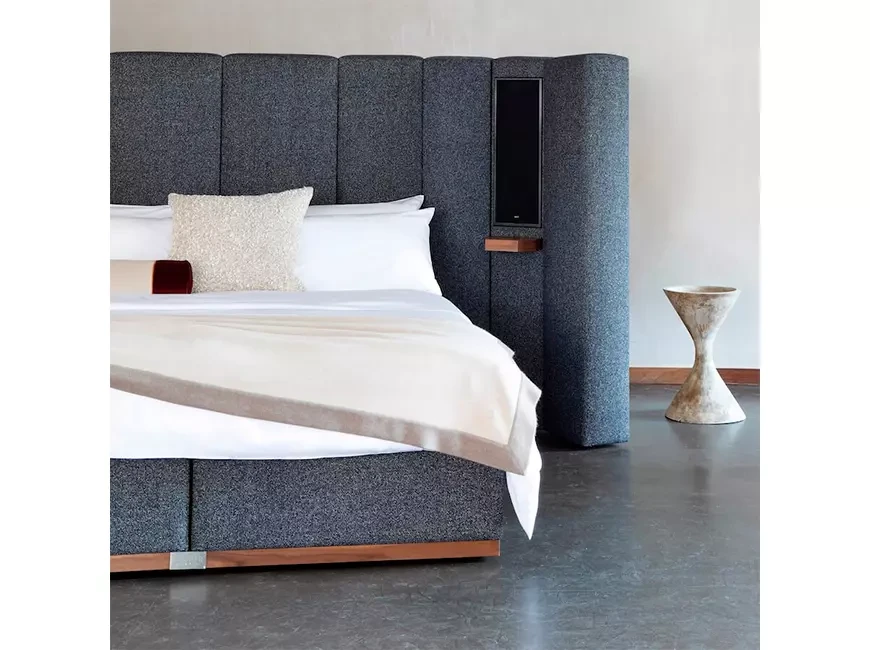  Bed Savoir x KEF SEVENTY FIVE
