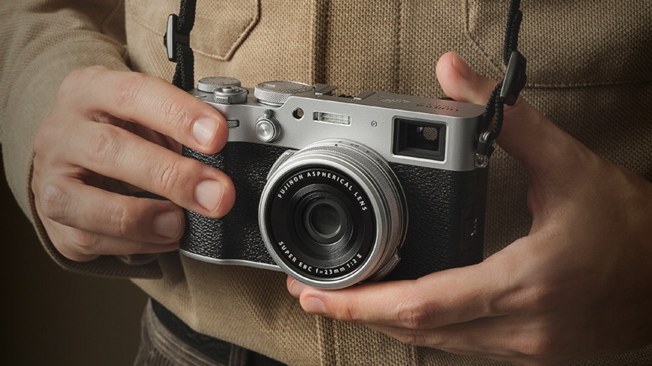 TOP 10 Best Selling Cameras and Lenses of 2024