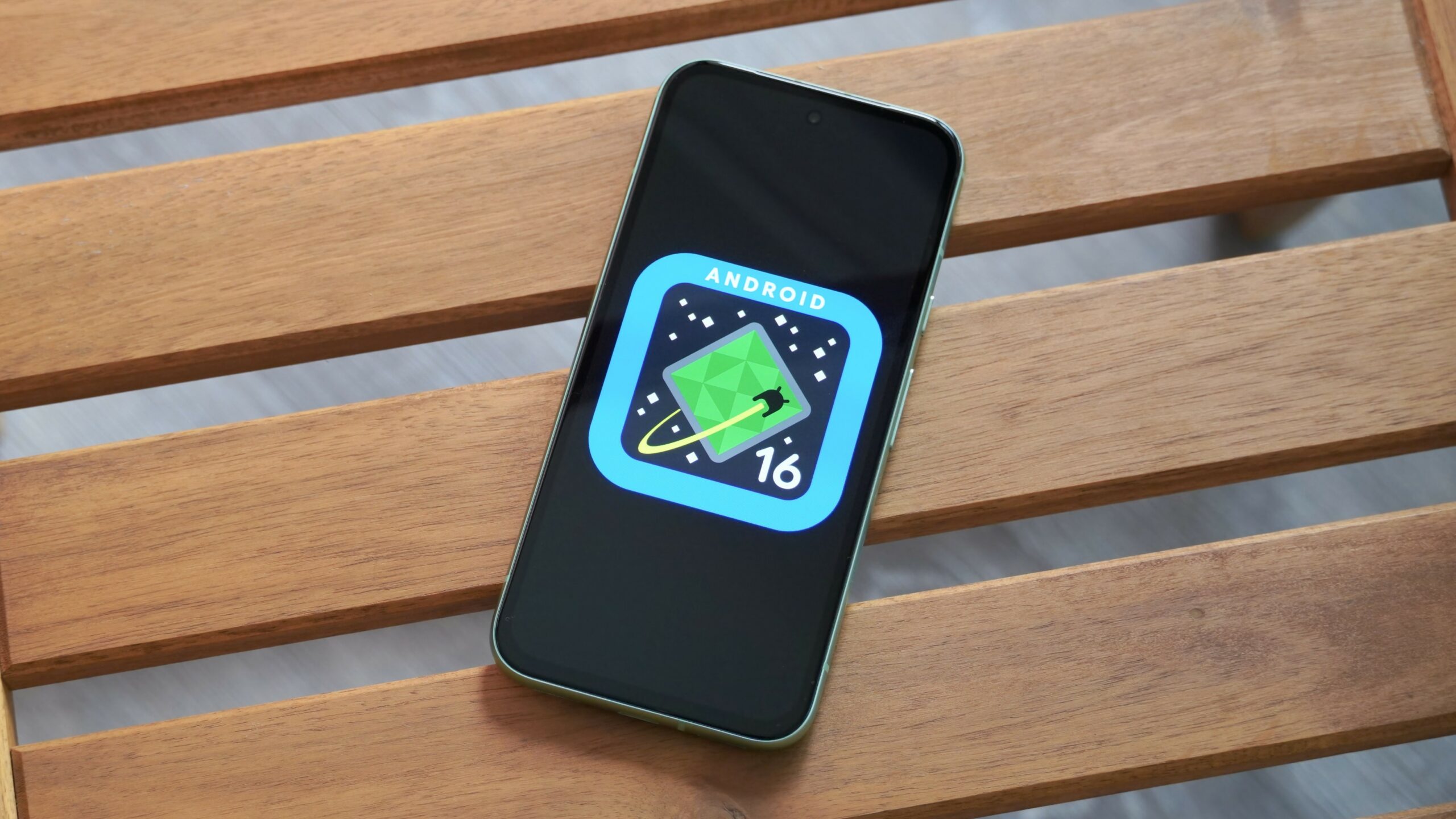 Android 16 Adds Hidden Double-Tap Shortcut for Easier Quick Settings Editing