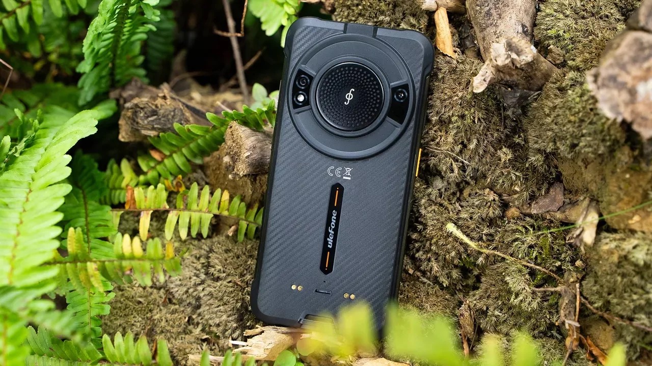 RugKing Announced: Rugged Smartphone With uSmart 2.0 Port For $210