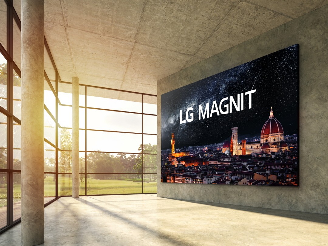 Unlike classic passive LED solutions, where pixels are controlled line by line, which can lead to some compromises in quality, LG's Active Matrix technology allows each microscopic LED to be controlled individually.