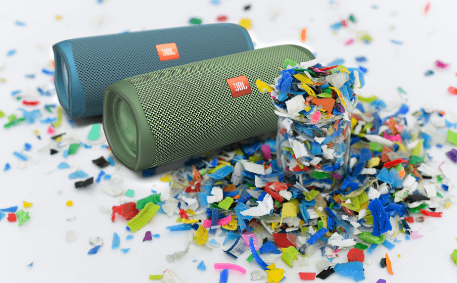 JBL Flip 5 – Now made from 90% recycled plastic 7 355848 JBL Flip 5 Eco Lifestyle03 904x560px 9324a4 large 1591266946