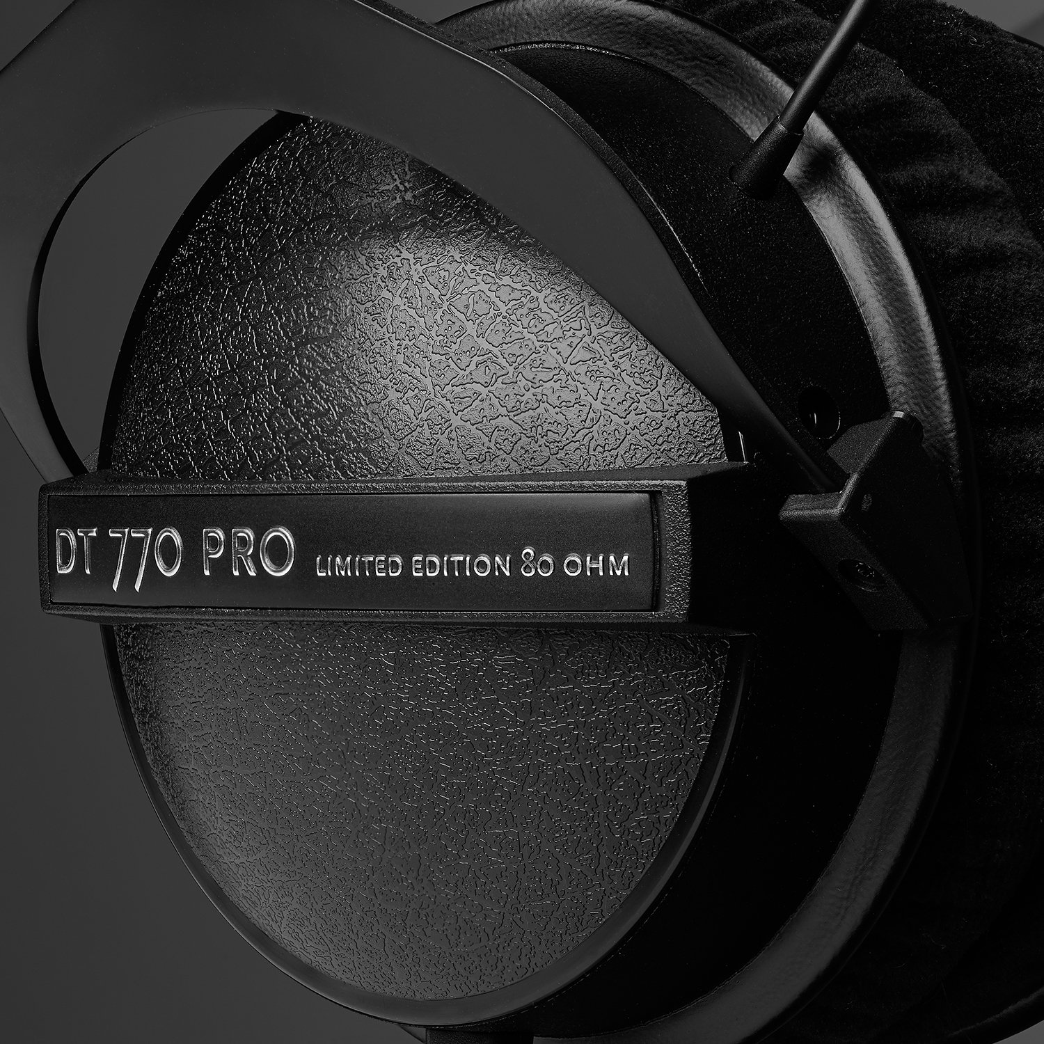 Beyerdynamic launches DT-series black edition 30 Beyerdynamic DT 770 PRO BLACK EDITION