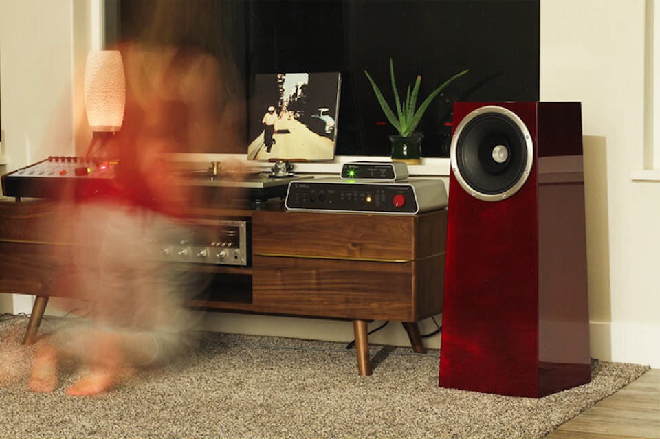 Zu Soul 6: Sensitive two-way speakers in Okuma cabinets 29 Zu Soul 6