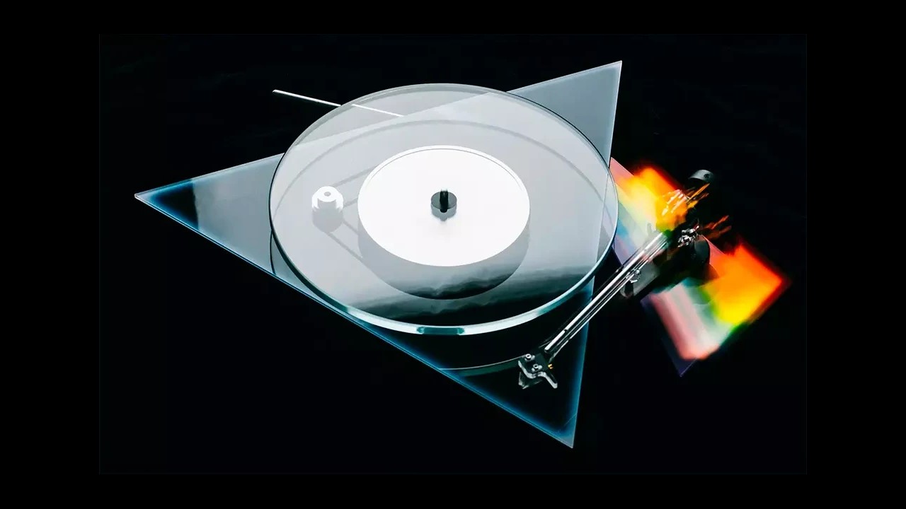 Pro-Ject player from the far side of the moon 30 Pro-Ject player from the far side of the moon