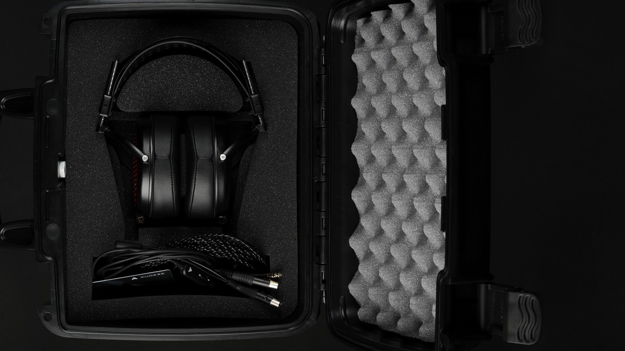 Audeze LCD-GX: Hi-Fi headphones for gamers 7 Audeze LCD-GX