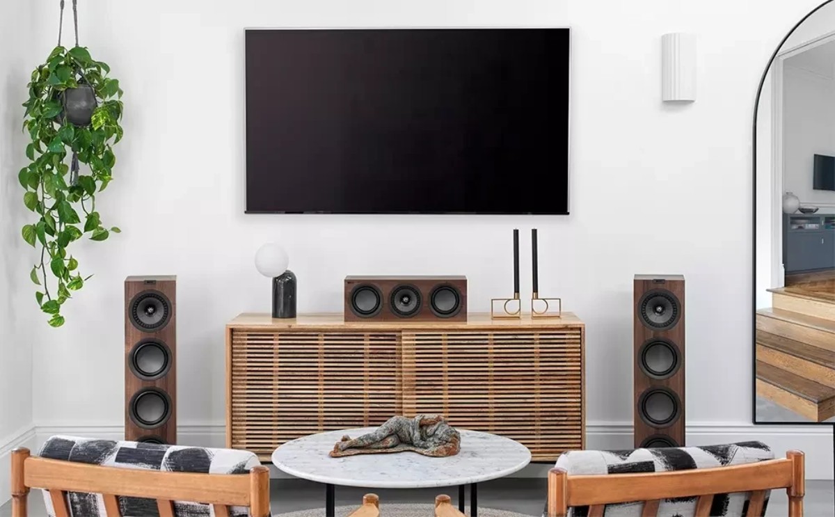 KEF Q Series speakers now available in walnut veneer 30 KEF Q Series speakers