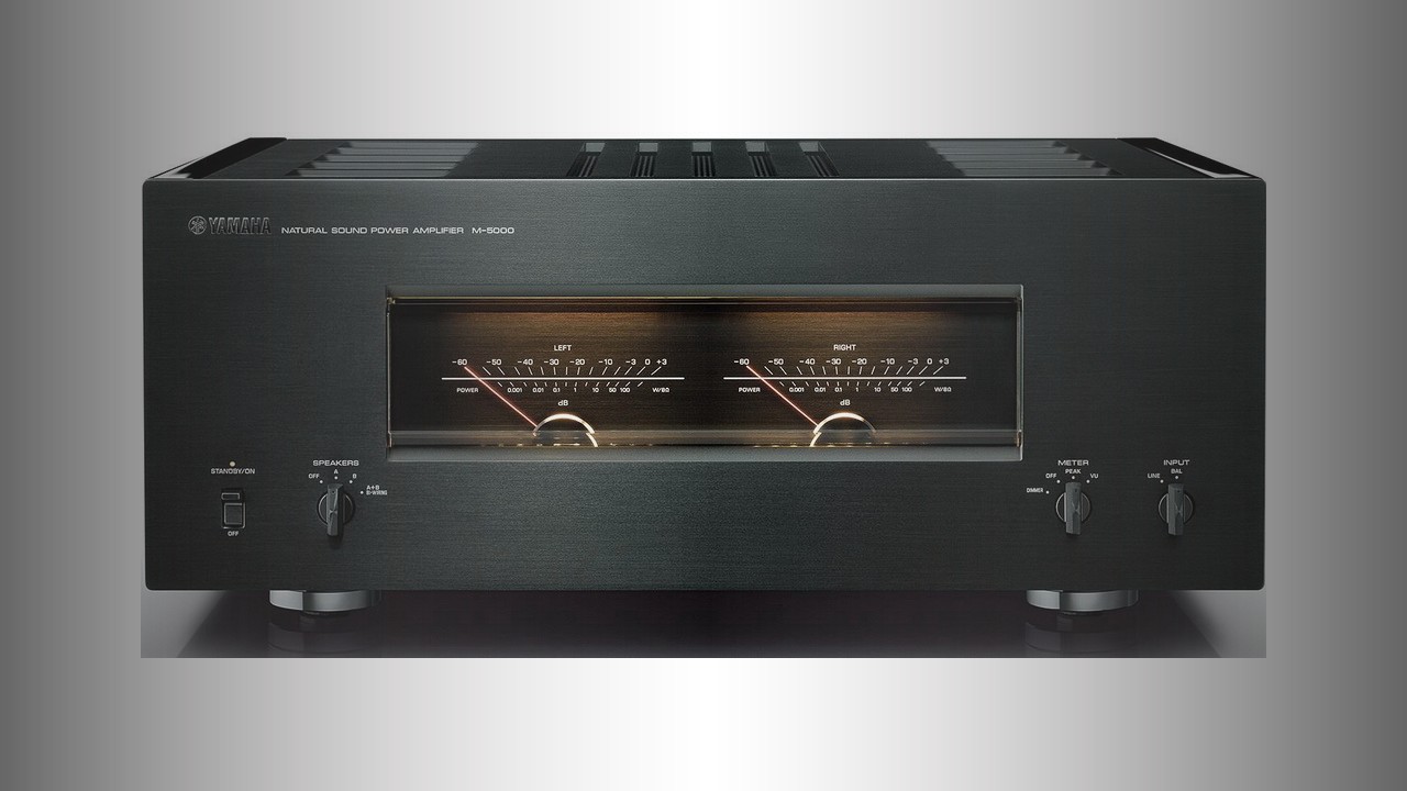 Yamaha M-5000: A model of high-fidelity audio reproduction 28 Yamaha M-5000