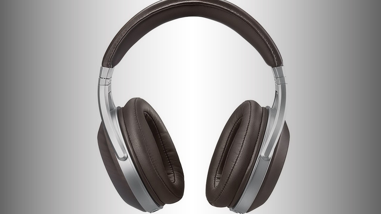 Denon AH-D5200: Premium full-size headphones with jaw-dropping sound 7 Denon AH-D5200