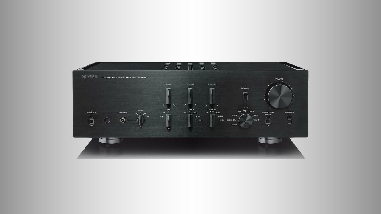 Yamaha C-5000: Preamplifier with an unparalleled listening experience 28 Yamaha C-5000