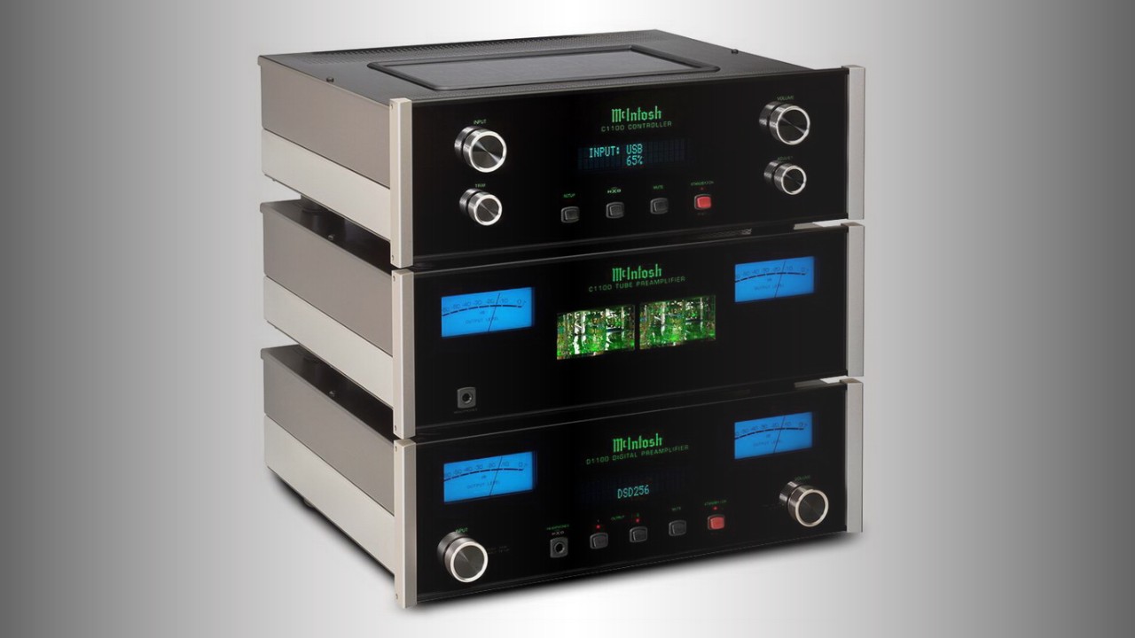 McIntosh D1100: Boasting the best of both worlds 26 McIntosh D1100