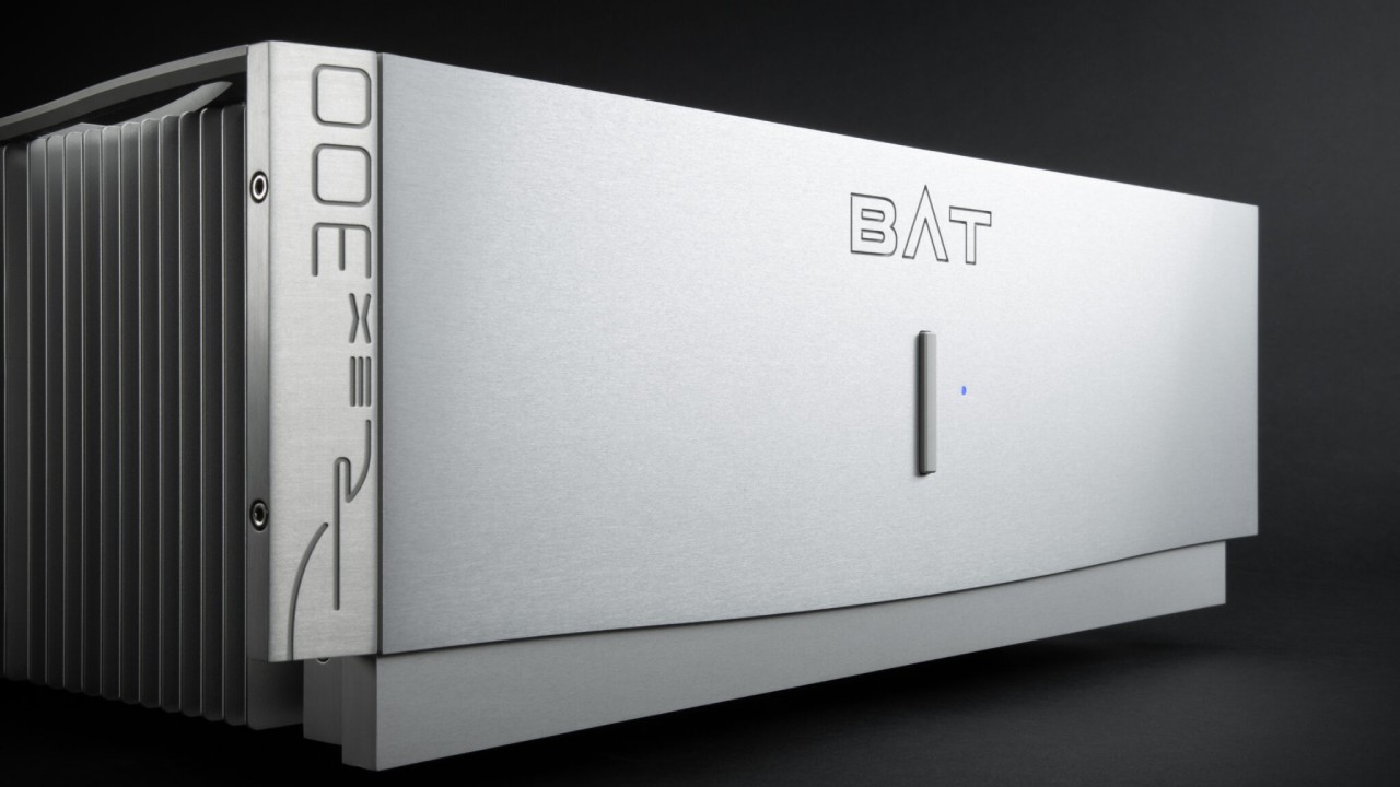 BAT introduces the VK-85 preamplifier and REX 300 power amplifier on Axpona 28 BAT INTRODUCES THE BAT VK-85 PREAMPLIFIER AND REX 300 POWER AMPLIFIER ON AXPONA