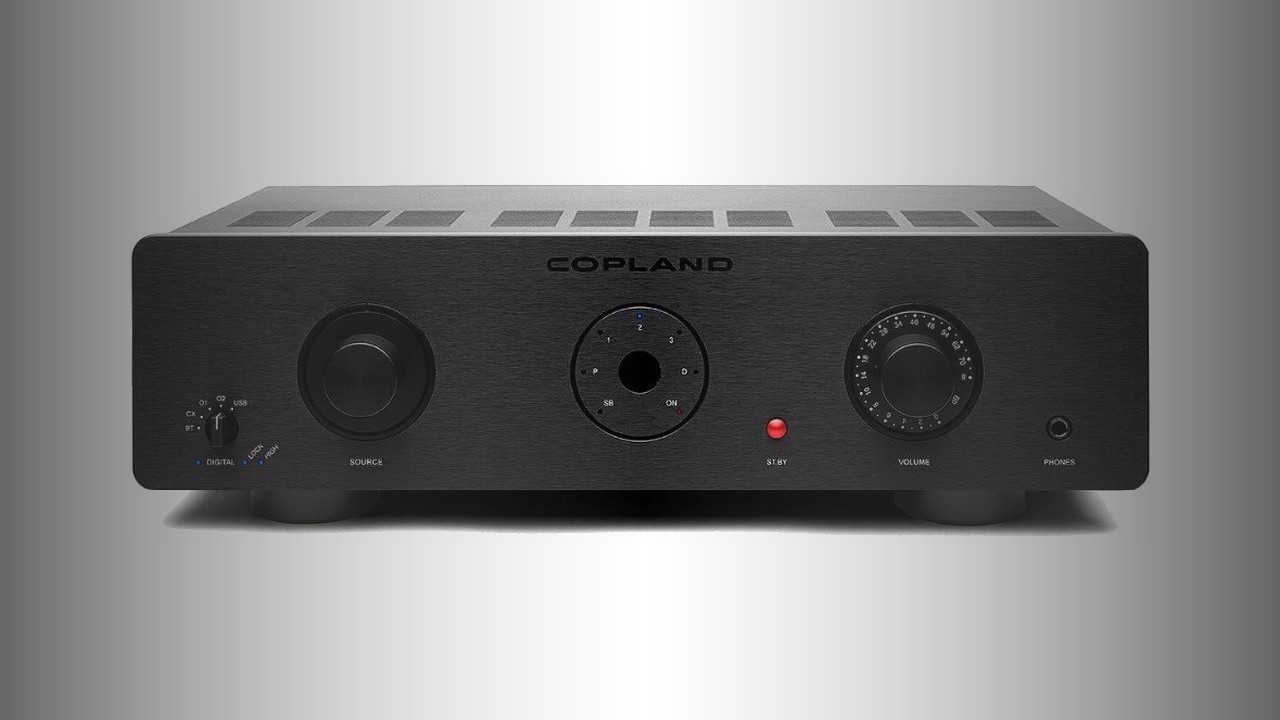 Copland CSA-70: Integrated amplifier with analog and digital inputs 27 Copland CSA-70