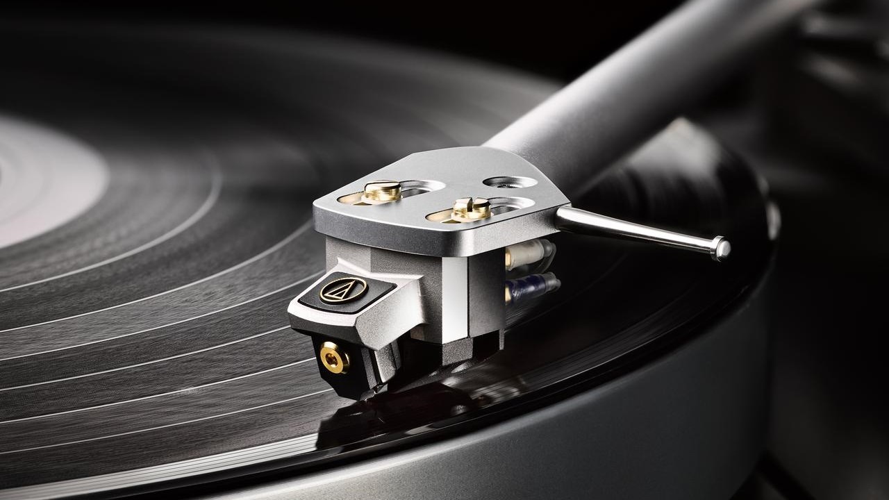 The AT-ART1000X is Audio-Technica's most advanced turntable cartridge to date 7 Audio-Technica AT-ART1000X