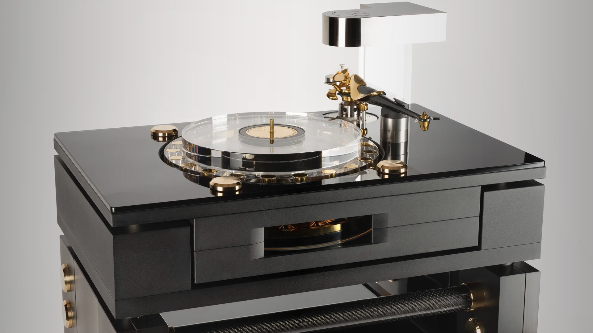 Wilson Benesch GMT One might be the most luxurious turntable ever made 26 Wilson Benesch GMT One
