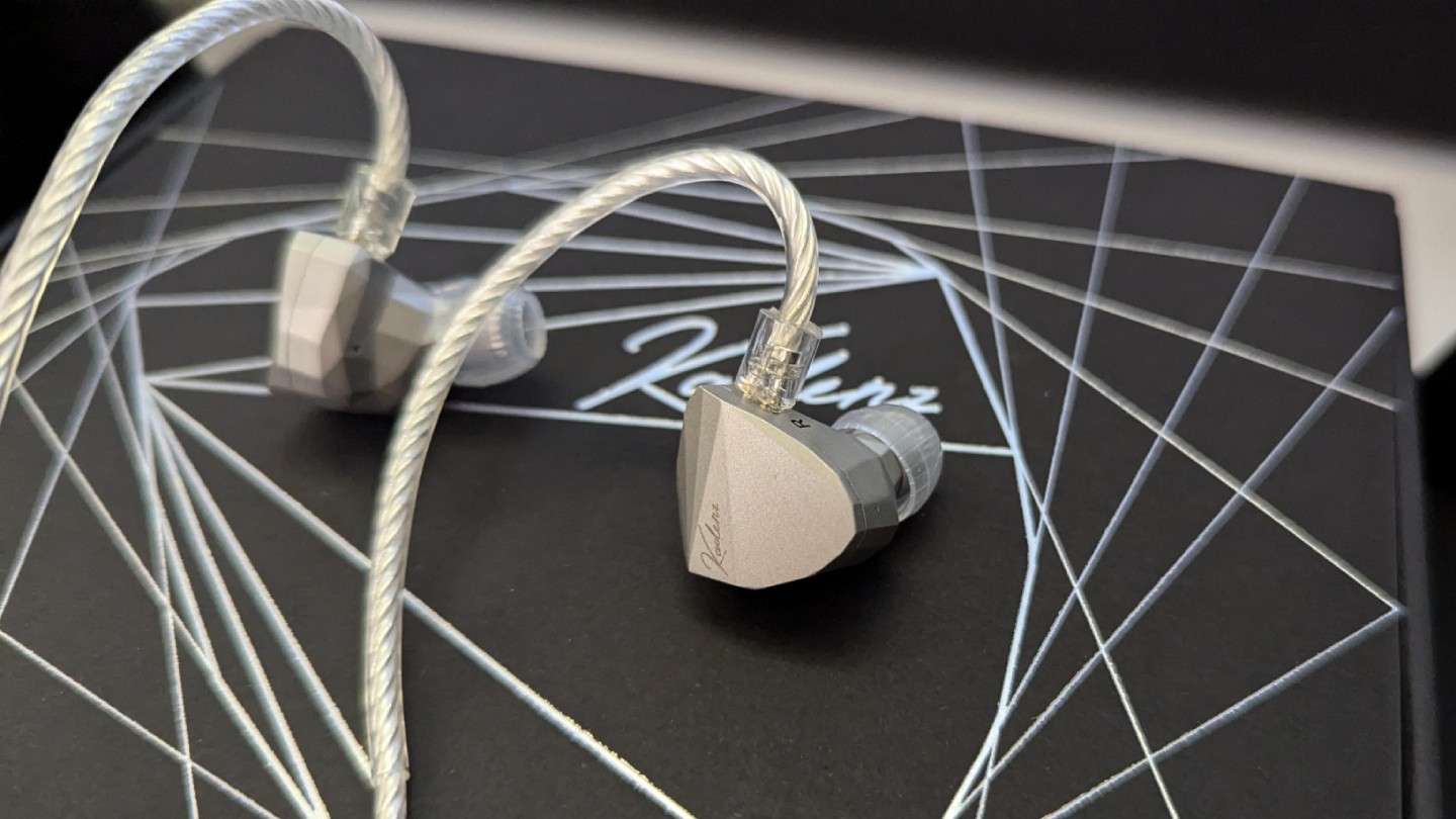 Moondrop Kadenz: In-ear headphones with 2. gen ultra-linear dynamic drivers 30 Moondrop Kadenz