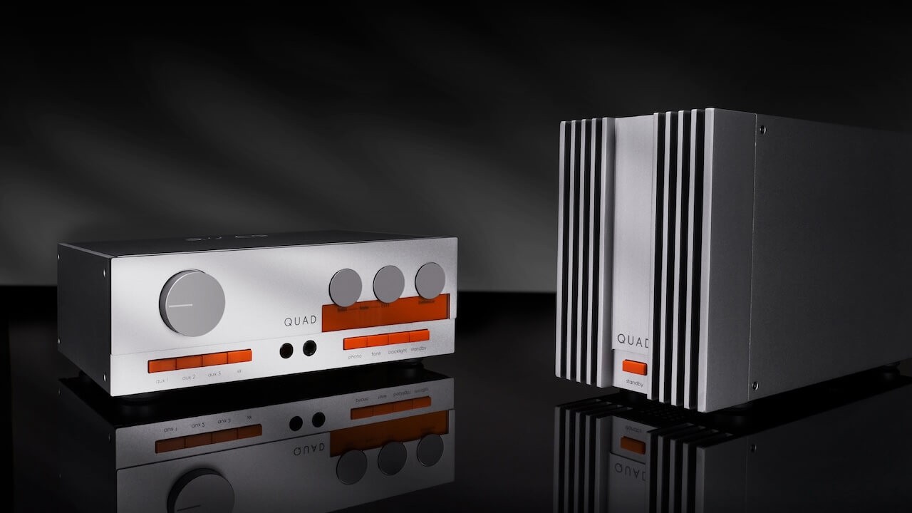 The Quad 33 preamplifier and 303 power amplifier have been reintroduced in an updated version 7 Quad preamplifier 33 and power amplifier 303