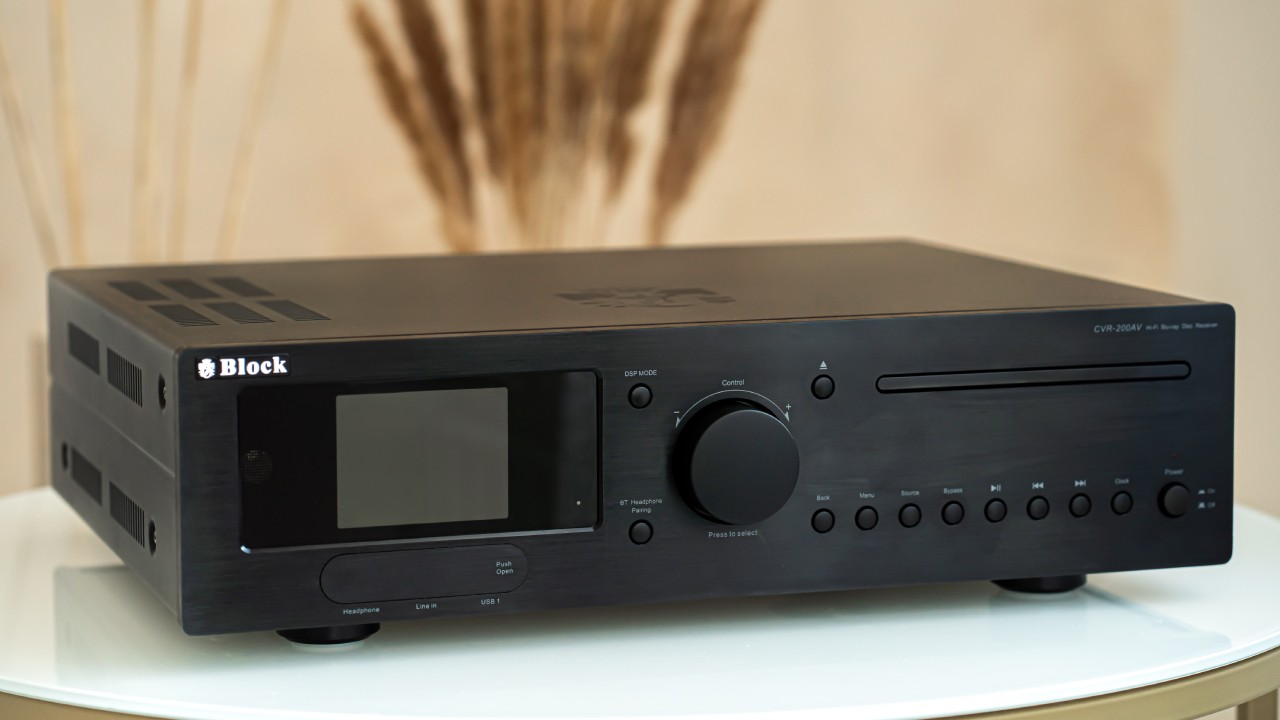 Block CVR-200 AV: Powerful AV Receiver with BluRay transport and streaming functions 31 Block CVR-200 AV