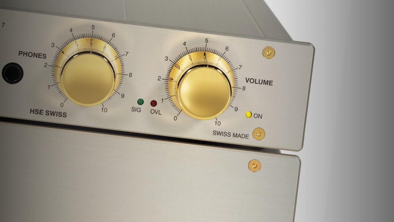 HSE Swiss RL-7: Limited edition phono amplifier from Switzerland 26 HSE Swiss RL-7: Adjustable phono amplifier with XLR connections and volume control