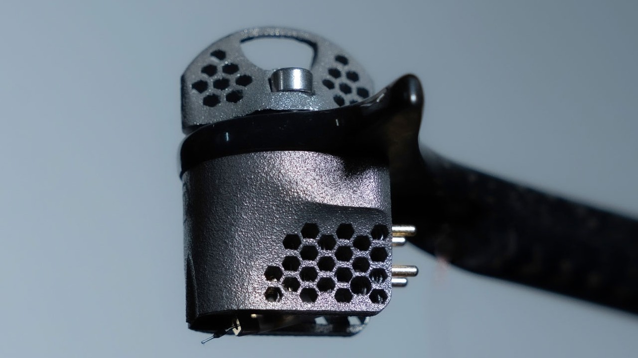 Wilson Benesch Tessellate Ti: Turntable components crafted to meet the highest standards 7 Wilson Benesch Tessellate Ti
