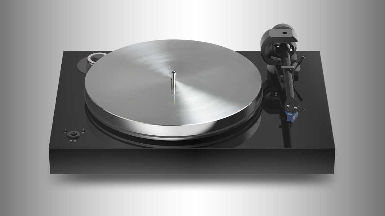 Pro-Ject X8: Uncompromising high-end audiophile turntable 26 Pro-Ject X8 is a robust audiophile-grade turntable featuring a fully balanced design and exceptional quality in every aspect