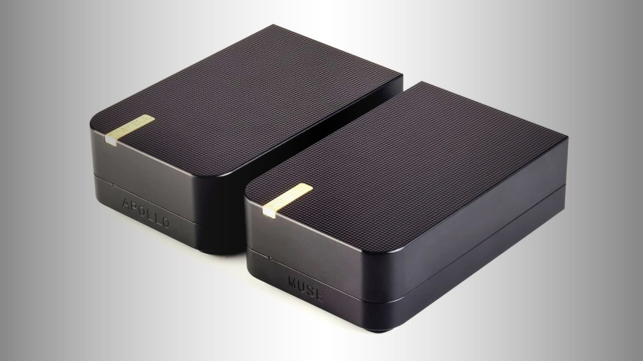 Michell Audio unveils the new Apollo Phono Amplifier along with the Muse External Power Supply 7 Michell Apollo and Muse