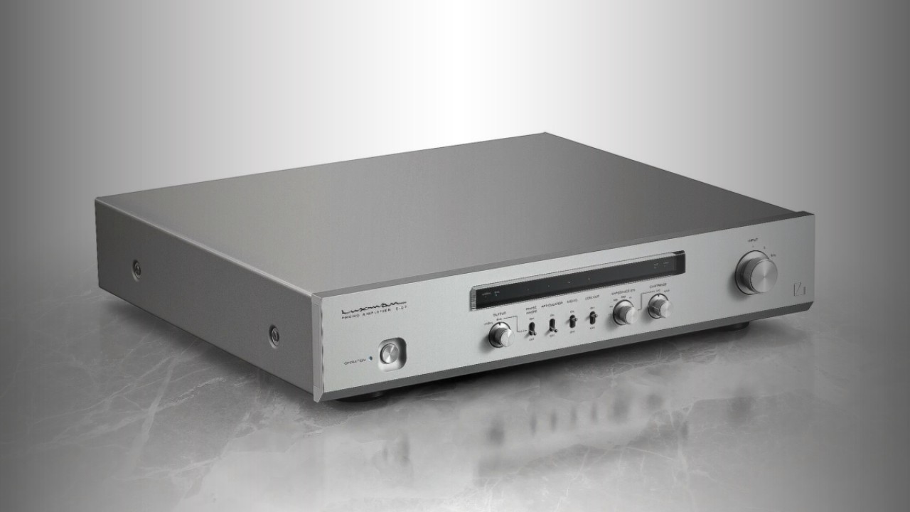 Luxman E-07: Highly adjustable phono amplifier 7 Luxman E-07: Highly adjustable phono amplifier