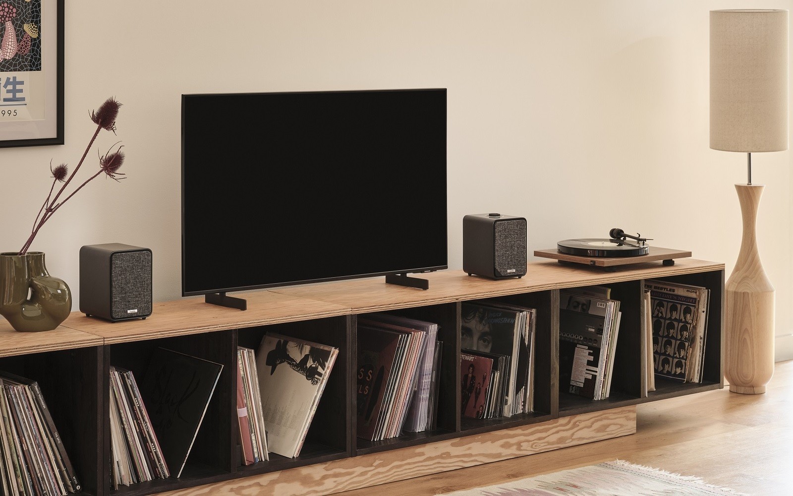 Ruark Audio MR1 Mk3: Hi-Fi Heritage Meets Modern Connectivity in Compact Form 27 Ruark Audio MR1 Mk3: Hi-Fi Heritage Meets Modern Connectivity in Compact Form