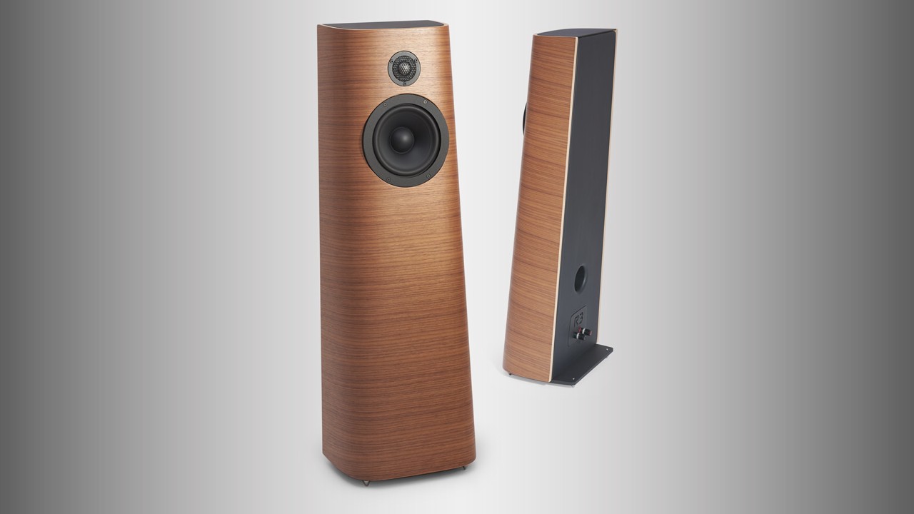 Davone Reference Three Loudspeakers Debut with Beryllium Tweeter and Elegant Danish Design 7 Davone Reference Three: two-way floor standing speaker with beryllium tweeter