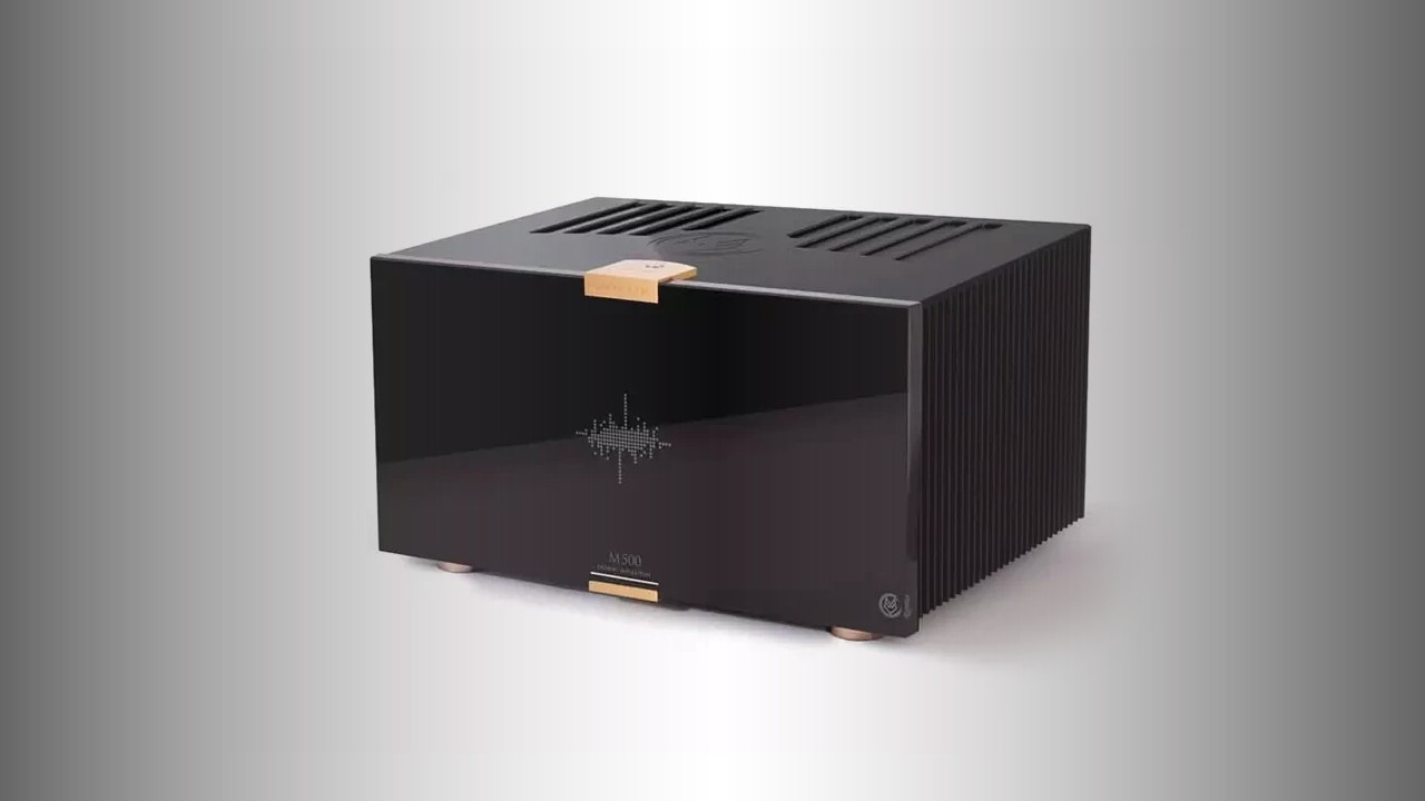 Circle Labs M500 and AS100: High-End Hybrid and Solid-State Amplifiers 26 Circle Labs AS100 and M500 amplifiers