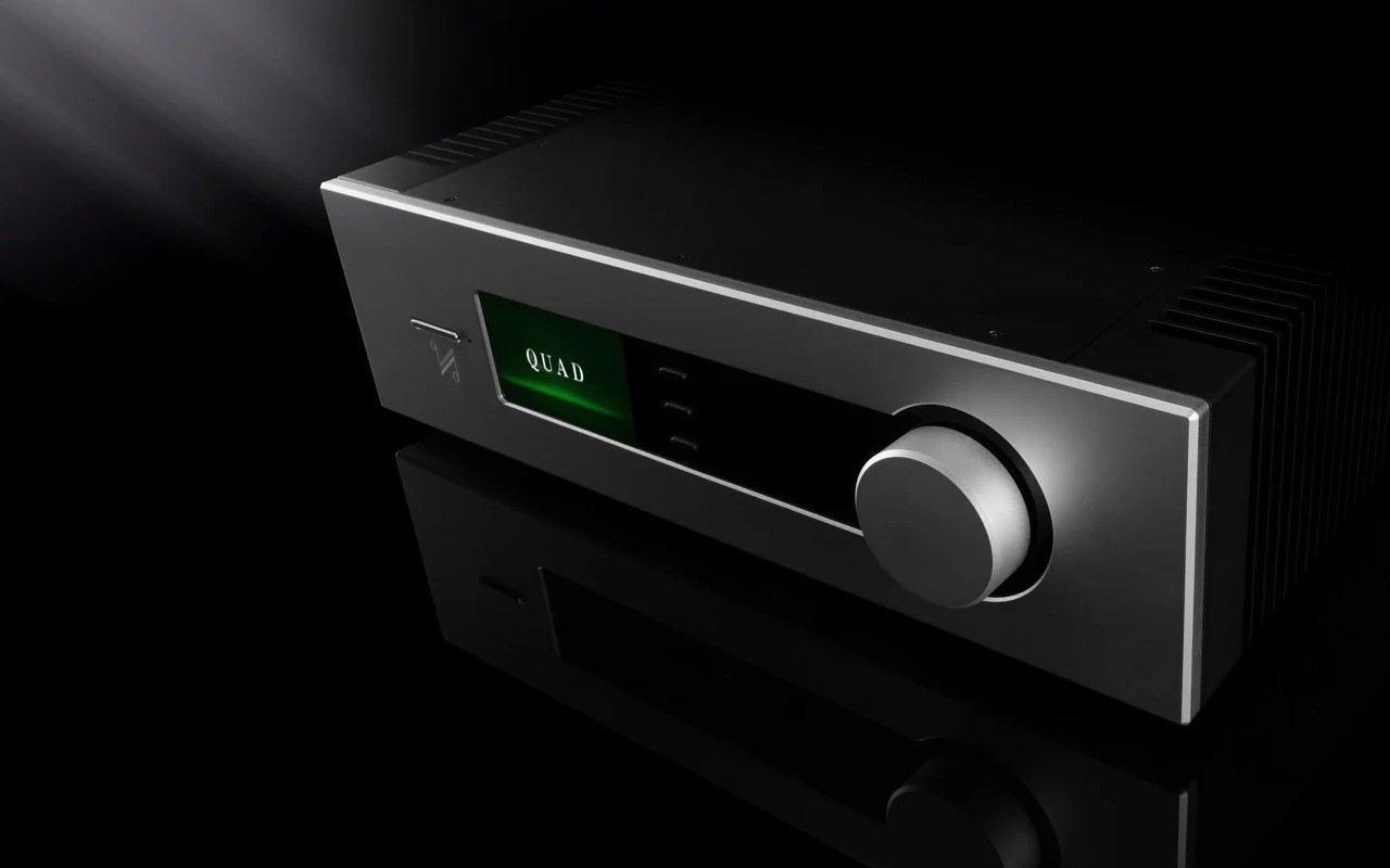 Quad Platina: Powerful Class AB Amp, ESS ES9038PRO DAC & Roon Ready Streamer 30 Quad Platina Integrated and Platina Stream: the first members of the new Platina product line