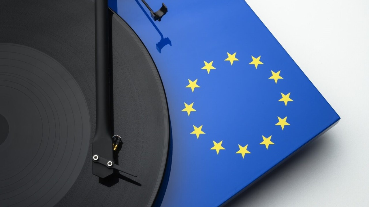Pro-Ject EU Turntable: Premium Entry-Level Deck Honoring European Hi-Fi Heritage 31 Pro-Ject Audio EU turntable
